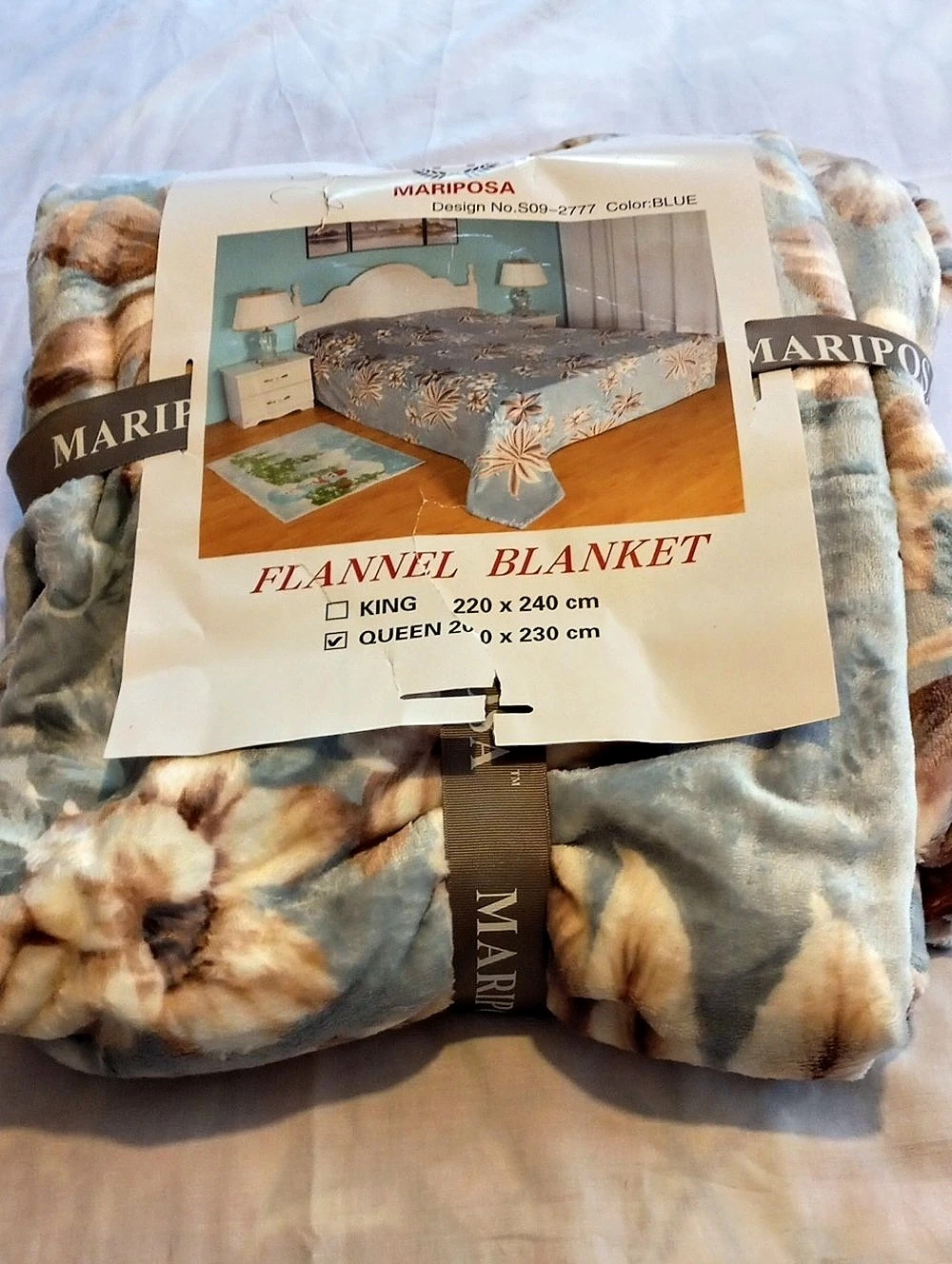 Mariposa Flannel Blanket Floral in Blue Queen NWT